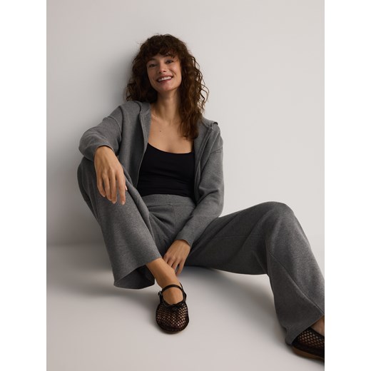 Spodnie damskie szare Reserved 