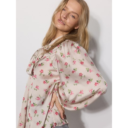 Reserved - Satynowa koszula w róże - wielobarwny ze sklepu Reserved w kategorii Koszule damskie - zdjęcie 178288171