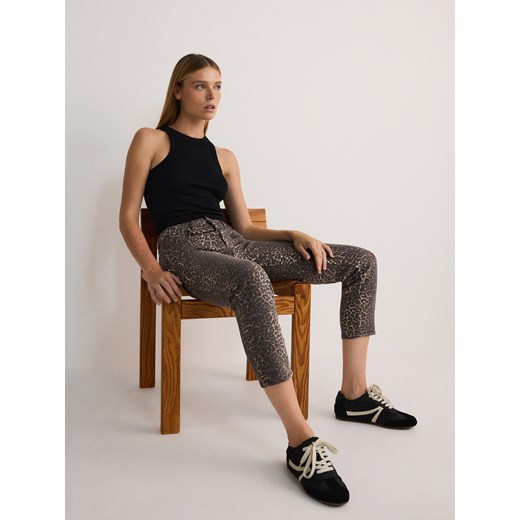 Reserved - Jeansy mom fit ze zwierzęcym wzorem - wielobarwny ze sklepu Reserved w kategorii Jeansy damskie - zdjęcie 178289664