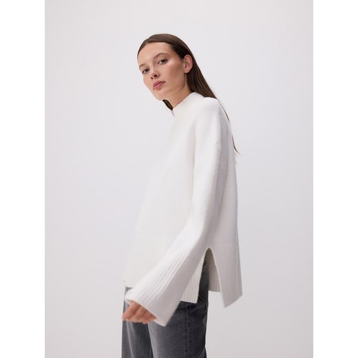 Reserved - Sweter z golfem - kremowy ze sklepu Reserved w kategorii Swetry damskie - zdjęcie 178291561