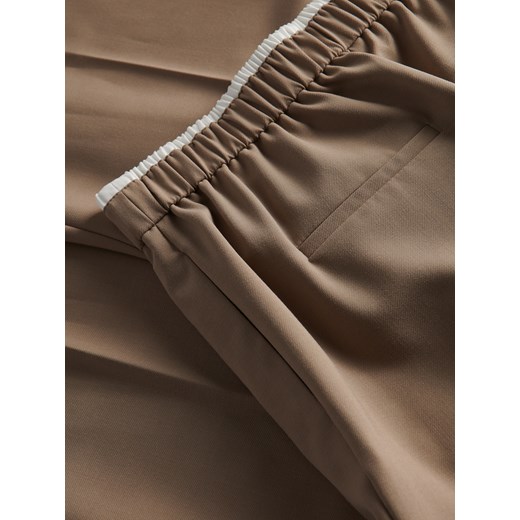 Spodnie damskie Reserved retro z tkaniny 