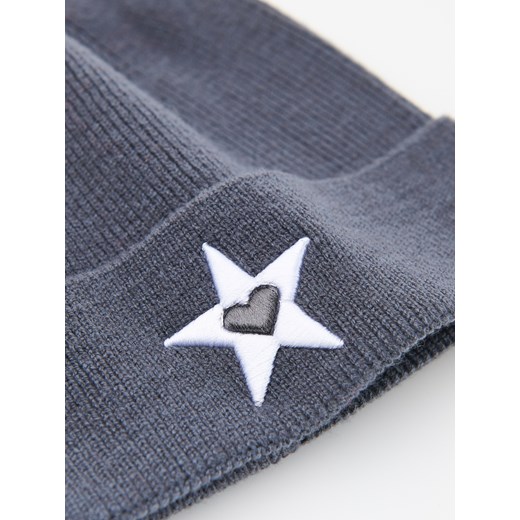 Reserved - Czapka z haftem - czarny Reserved 3-5 lat Reserved