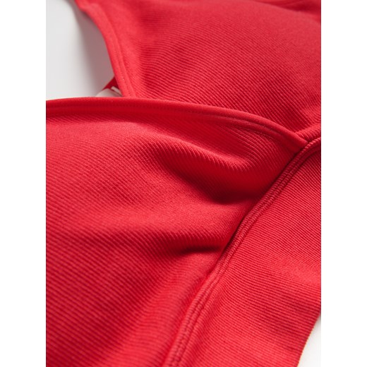 Reserved - Bezszwowy top w stylu sportowym - czerwony Reserved L Reserved