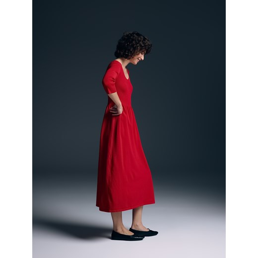 Sukienka Reserved z poliamidu z długim rękawem czerwona na spacer midi 
