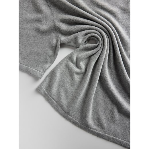 Reserved - Dzianinowa bluzka z wiskozą - szary Reserved L Reserved