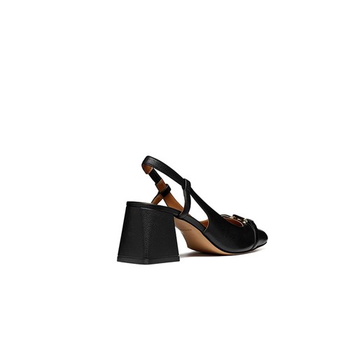 Czółenka Geox z klamrą eleganckie na obcasie 