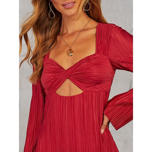 Sukienka La Angels z dekoltem v elegancka 