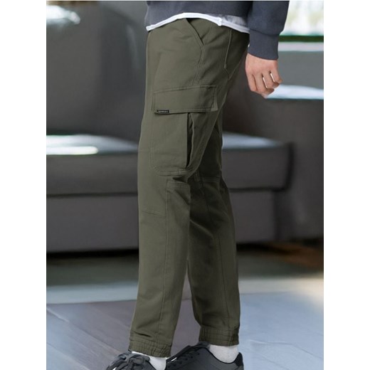 Sinsay - Jeansy regular jogger fit - zielony ze sklepu Sinsay w kategorii Jeansy męskie - zdjęcie 178350854