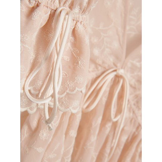 Reserved - Bluzka z ozdobnym haftowaniem - pastelowy róż Reserved XS Reserved