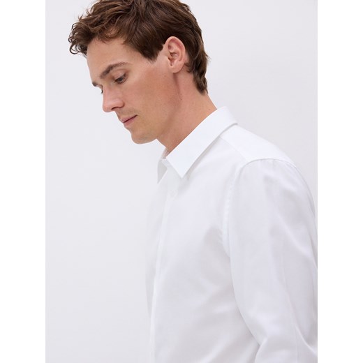 Reserved - Bawełniana koszula regular fit - biały ze sklepu Reserved w kategorii Koszule męskie - zdjęcie 178355161