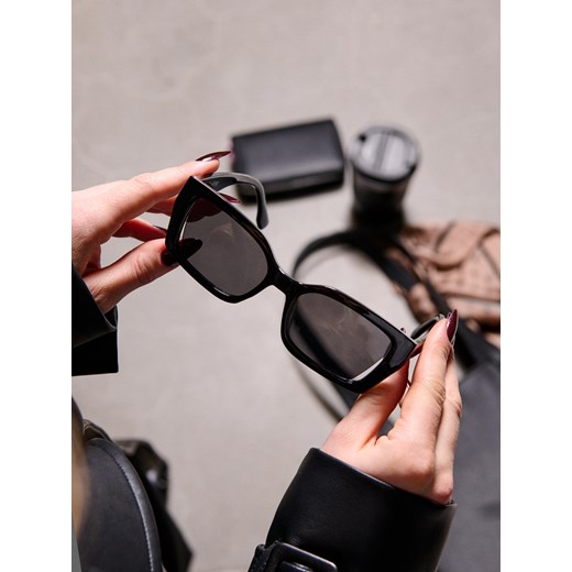 Sinsay - Okulary przeciwsłoneczne prostokątne - czarny Sinsay One Size Sinsay