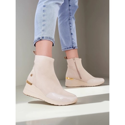 Botki Royalfashion.pl casual na koturnie bez zapięcia 