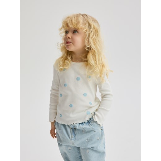 Reserved - Jeansy z haftem - niebieski Reserved 98 (2-3 lata) Reserved