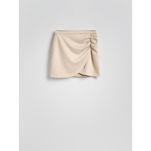 Reserved - Spódnica mini z marszczeniem - beżowy Reserved S Reserved