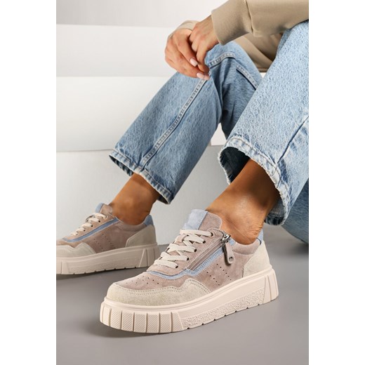 Beżowo-Niebieskie Skórzane Sneakersy w Streetwearowym Stylu Zdobione Suwakiem Elearessa ze sklepu born2be.pl w kategorii Buty sportowe damskie - zdjęcie 178410352