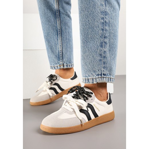 Beżowo-Czarne Sneakersy w Stylu Klasycznych Tenisówek z Dodatkowymi Sznurówkami Valiena ze sklepu born2be.pl w kategorii Buty sportowe damskie - zdjęcie 178415331