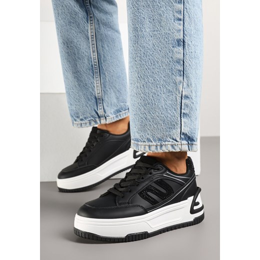 Czarne Sneakersy na Grubej Podeszwie z Geometrycznym Wzorem Korsemi ze sklepu born2be.pl w kategorii Buty sportowe damskie - zdjęcie 178415823