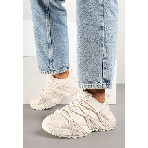Beżowe Sneakersy z Geometrycznym Tłoczeniem Ulfitia ze sklepu born2be.pl w kategorii Buty sportowe damskie - zdjęcie 178416690