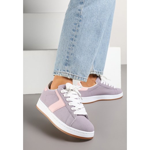 Fioletowe Sneakersy Ozdobione Paskiem Zrulla ze sklepu born2be.pl w kategorii Buty sportowe damskie - zdjęcie 178416804