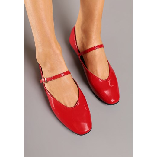 Balerinki Born2be czerwone wiosenne bez zapięcia 