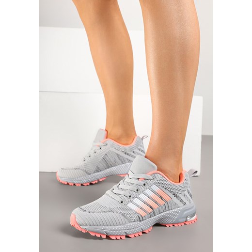 Jasnoszare Buty Sportowe przed Kostkę z Ozdobnymi Paskami na BokuIonevia ze sklepu born2be.pl w kategorii Buty sportowe damskie - zdjęcie 178417830