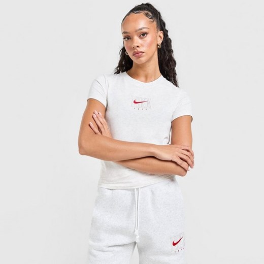 Bluzka damska Nike w sportowym stylu 