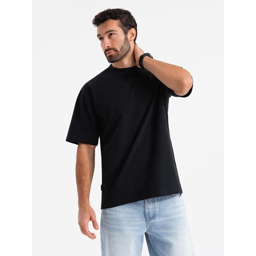 Bawełniany męski t-shirt LOOSE FIT z okrągłym dekoltem – czarny V1 OM-TSBC-0234 ze sklepu ombre w kategorii T-shirty męskie - zdjęcie 178431212