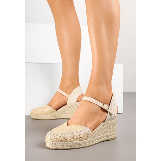 Beżowe Sandały w Stylu Espadryli na Koturnie Nanaris ze sklepu born2be.pl w kategorii Espadryle damskie - zdjęcie 178441234