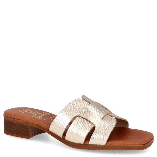 Klapki damskie Oh! My Sandals złote płaskie bez zapięcia