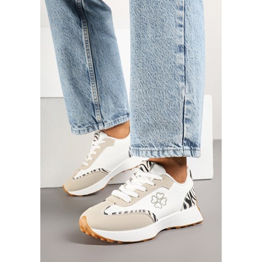 Beżowo-Białe Sneakersy z Zeberkowym Zdobieniami i Delikatnym Haftem Alisella ze sklepu renee.pl w kategorii Buty sportowe damskie - zdjęcie 178491431