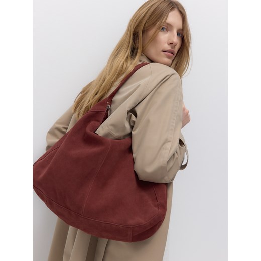 Reserved - Zamszowa torebka shopper - bordowy ze sklepu Reserved w kategorii Torebki hobo - zdjęcie 178499483