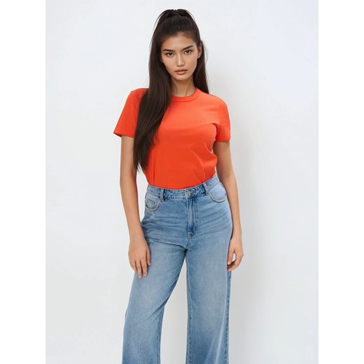 Mohito - Pomarańczowy t-shirt basic - pomarańczowy ze sklepu Mohito w kategorii Bluzki damskie - zdjęcie 178544611