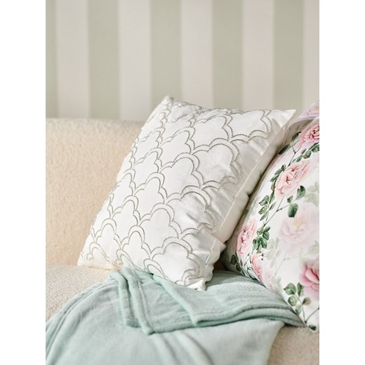 Sinsay - Poszewka na poduszkę z koralikami - kremowy Sinsay One Size Sinsay