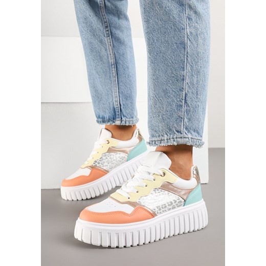 Biało-Pomarańczowe Sneakersy na Grubej Tłoczonej Podeszwie z Perforacją i Panterką Odivila ze sklepu born2be.pl w kategorii Buty sportowe damskie - zdjęcie 178560080
