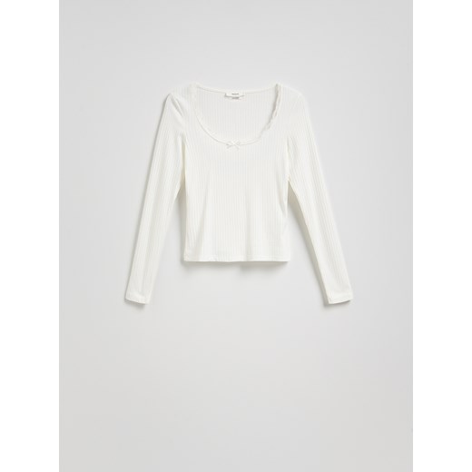Reserved - Longsleeve z kokardką - złamana biel Reserved S Reserved