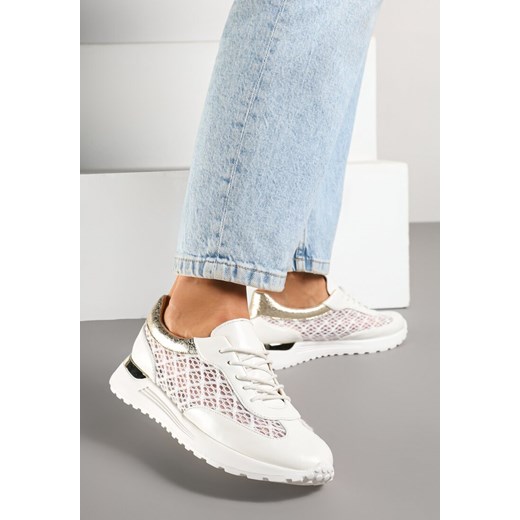 Białe Ażurowe Sneakersy Ozdobione Metalicznymi Wstawkami Sdivane ze sklepu born2be.pl w kategorii Buty sportowe damskie - zdjęcie 178568100