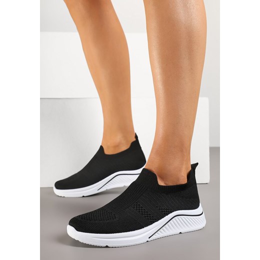 Czarne Wsuwane Buty Sportowe Sneakersy z Siateczki Worrtewi ze sklepu born2be.pl w kategorii Buty sportowe damskie - zdjęcie 178582793