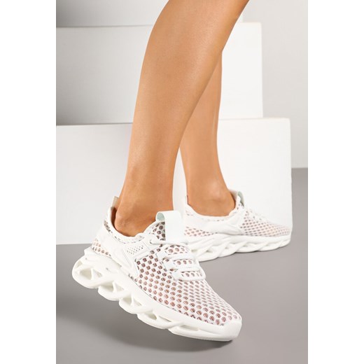 Białe Buty Sportowe Sneakersy na Platformie Ozdobionej Tłoczeniem Teliriella ze sklepu renee.pl w kategorii Buty sportowe damskie - zdjęcie 178583391