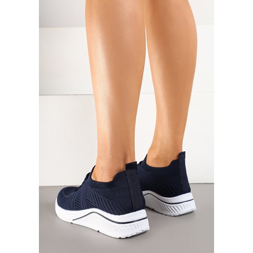 Buty sportowe damskie granatowe Born2be sneakersy bez zapięcia płaskie