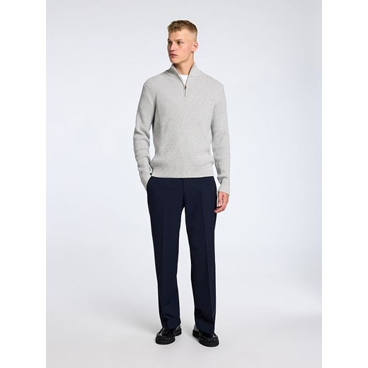 SELECTED HOMME Sweter &quot;Theo&quot; w kolorze jasnoszarym ze sklepu Limango Polska w kategorii Swetry męskie - zdjęcie 178601112