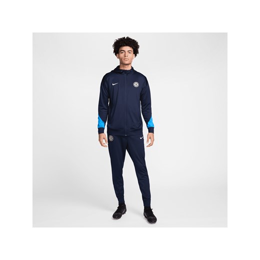 Męski dzianinowy dres piłkarski z kapturem Nike Dri-FIT Chelsea F.C. Strike - Niebieski ze sklepu Nike poland w kategorii Dresy męskie - zdjęcie 178602653