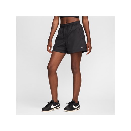 Damskie spodenki ze średnim stanem Nike Sportswear Classic Wovens - Czerń ze sklepu Nike poland w kategorii Szorty - zdjęcie 178602930