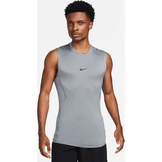 Męska przylegająca koszulka bez rękawów do fitnessu Dri-FIT Nike Pro - Szary ze sklepu Nike poland w kategorii T-shirty męskie - zdjęcie 178603432