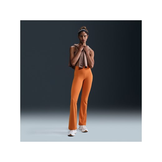 Damskie legginsy z wysokim stanem i rozszerzanymi nogawkami Nike Zenvy - Pomarańczowy ze sklepu Nike poland w kategorii Spodnie damskie - zdjęcie 178604543
