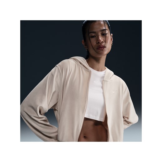 Damska luźna welurowa bluza z kapturem i zamkiem na całej długości Nike Sportswear Chill Knit - Brązowy ze sklepu Nike poland w kategorii Bluzy damskie - zdjęcie 178604983