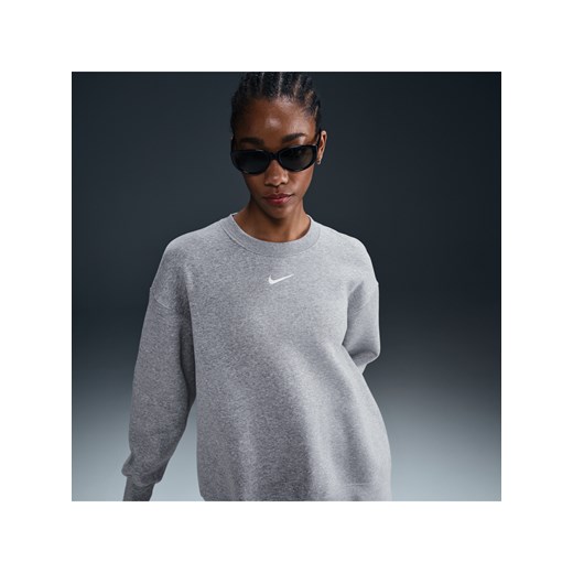 Damska bluza dresowa z półokrągłym dekoltem o kroju oversize Nike Sportswear Phoenix Fleece - Szary ze sklepu Nike poland w kategorii Bluzy damskie - zdjęcie 178606052