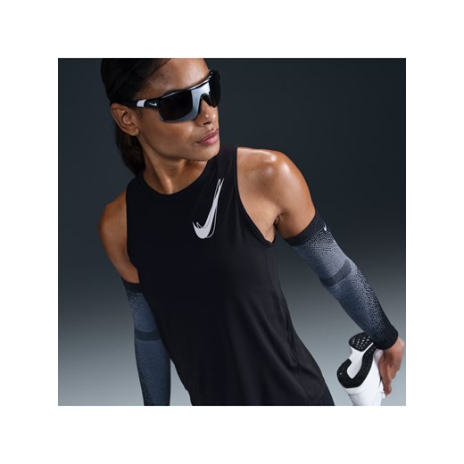 Damska koszulka bez rękawów do biegania Dri-FIT Nike One - Czerń ze sklepu Nike poland w kategorii Bluzki damskie - zdjęcie 178606054