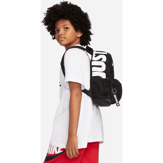 Mały plecak dziecięcy Nike Brasilia JDI (11 l) - Czerń ze sklepu Nike poland w kategorii Plecaki dla dzieci - zdjęcie 178606280