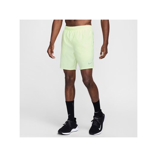 Męskie spodenki do biegania z wszytą bielizną Dri-FIT Nike Challenger 18 cm - Żółty ze sklepu Nike poland w kategorii Spodenki męskie - zdjęcie 178606301