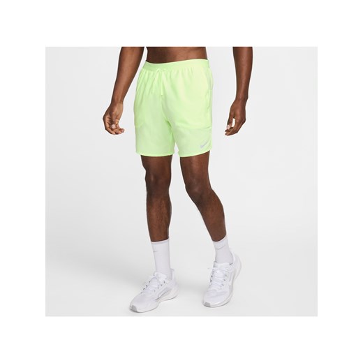 Męskie spodenki do biegania z wszytą bielizną 18 cm Nike Dri-FIT Stride - Żółty ze sklepu Nike poland w kategorii Spodenki męskie - zdjęcie 178606990